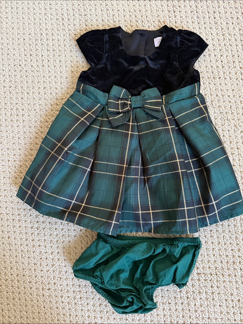 The Children's Place Black Velvet Top Green Plaid Skirt Dress with Bow